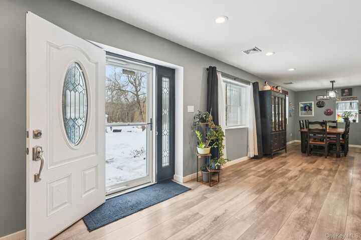 Property Photo:  184 Quaker Street  NY 12589 