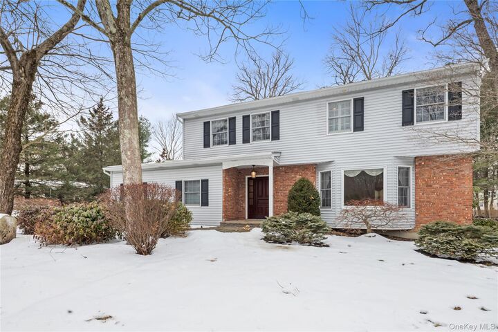 Property Photo:  12 Bell Court  NY 10901 