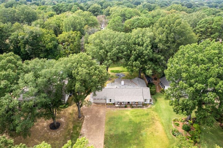 Property Photo:  281 Briarbrook Cv  TN 38017 