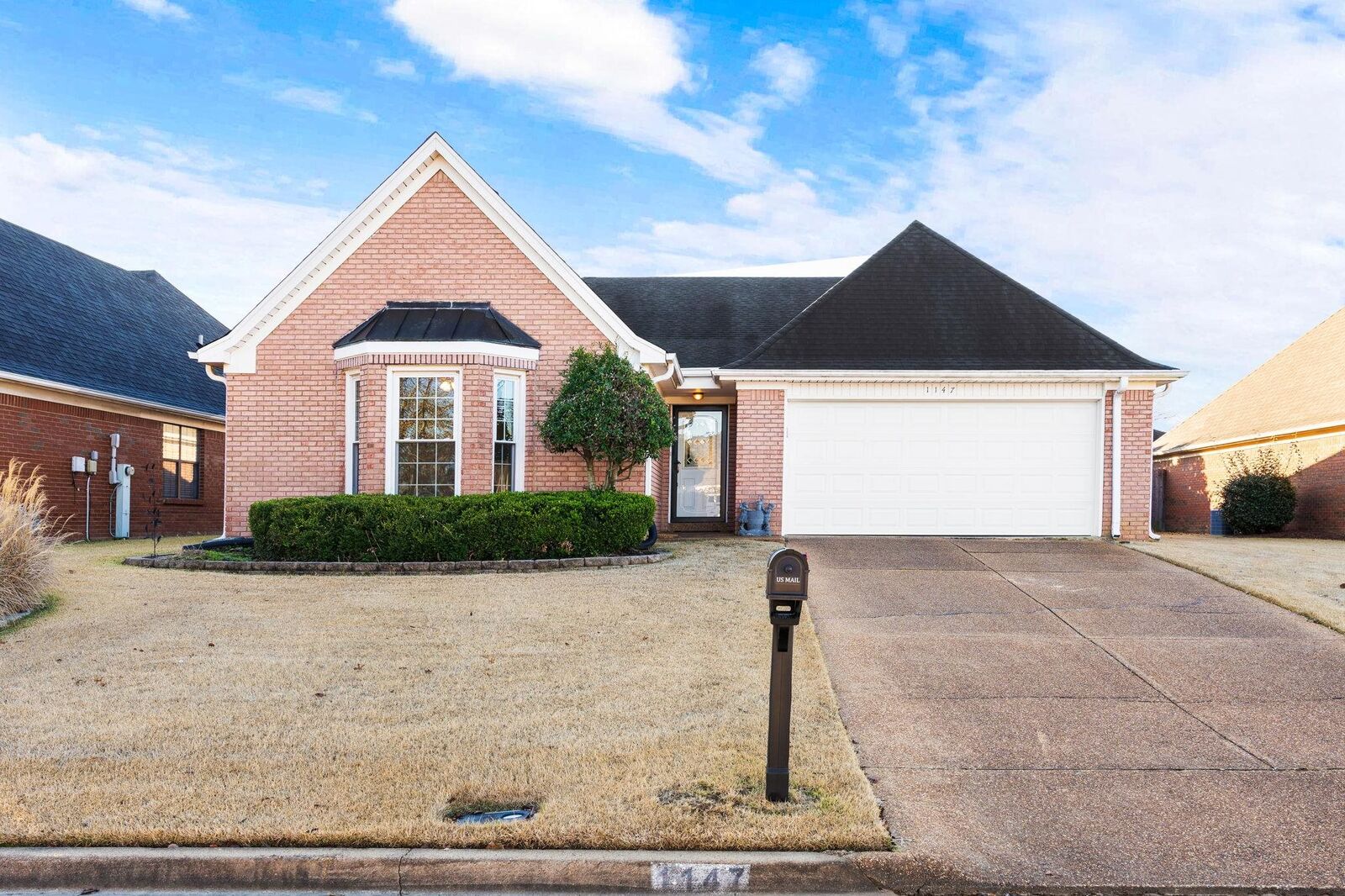 Property Photo: 1147 Junco Cv TN 38017