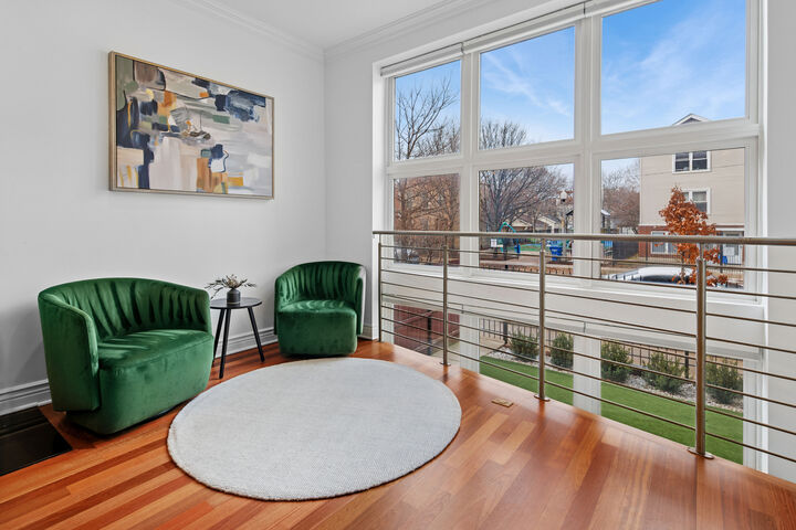 Property Photo:  1423 N Artesian Avenue 1  IL 60622 