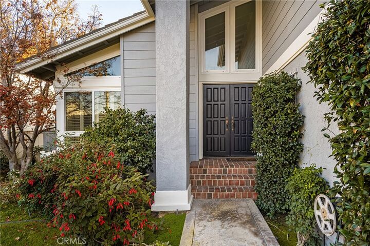 Property Photo:  4 Abeto  CA 92620 