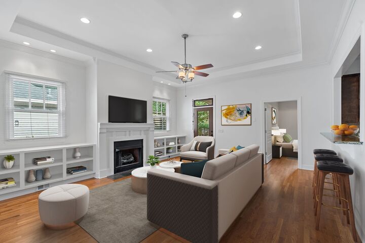 Property Photo: 221 Treutland Ave TN 37207