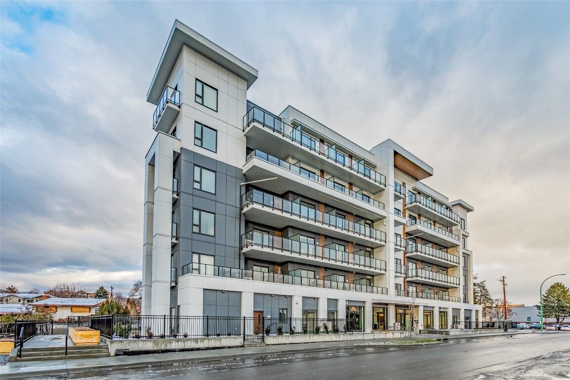 Photo de la propriété:  1380 Pridham Avenue 305  BC V1Y 6B9 