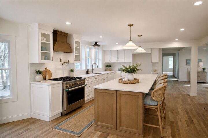 Property Photo: 10 Popes Lane MA 02043