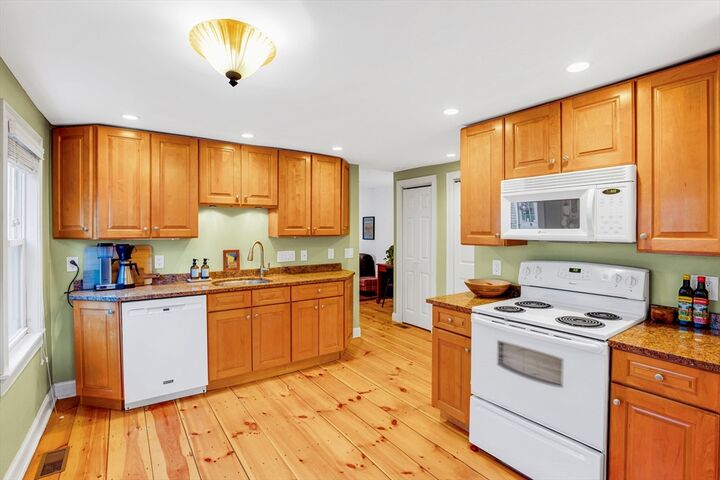 Property Photo:  12 School St 2  MA 01913 