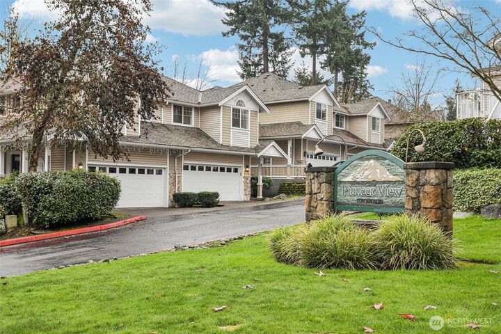 Property Photo: 13017 NE 182nd Place WA 98011