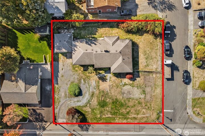 Property Photo:  23902  48th Avenue W  WA 98043 