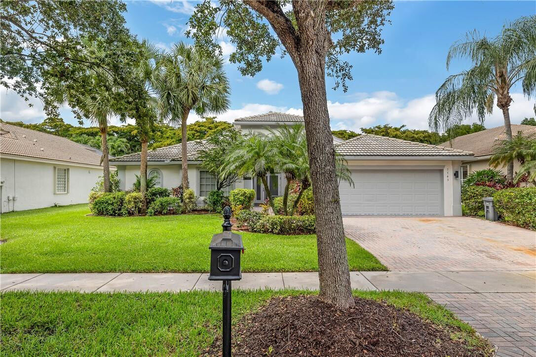 Property Photo:  7745 Royale River Lane  FL 33467 