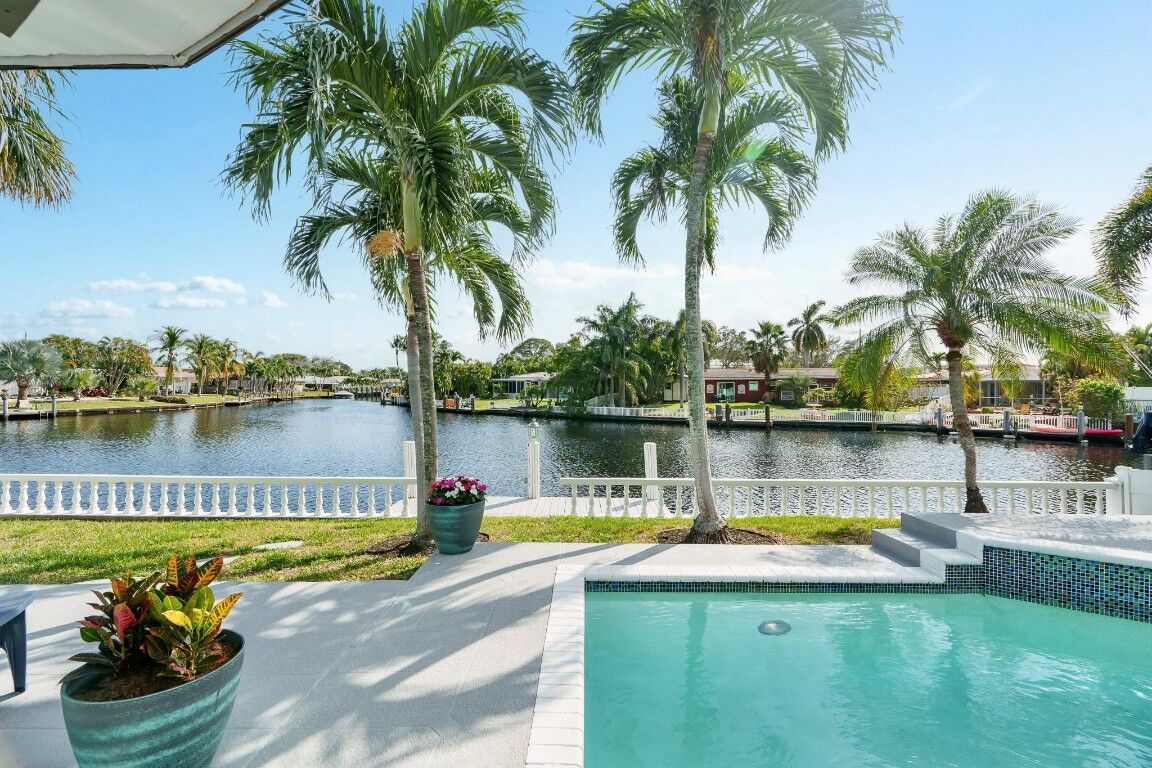 Property Photo:  1860 NE 65th Street  FL 33308 