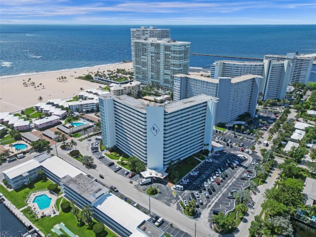 Property Photo:  1900 S Ocean Drive 1407  FL 33316 