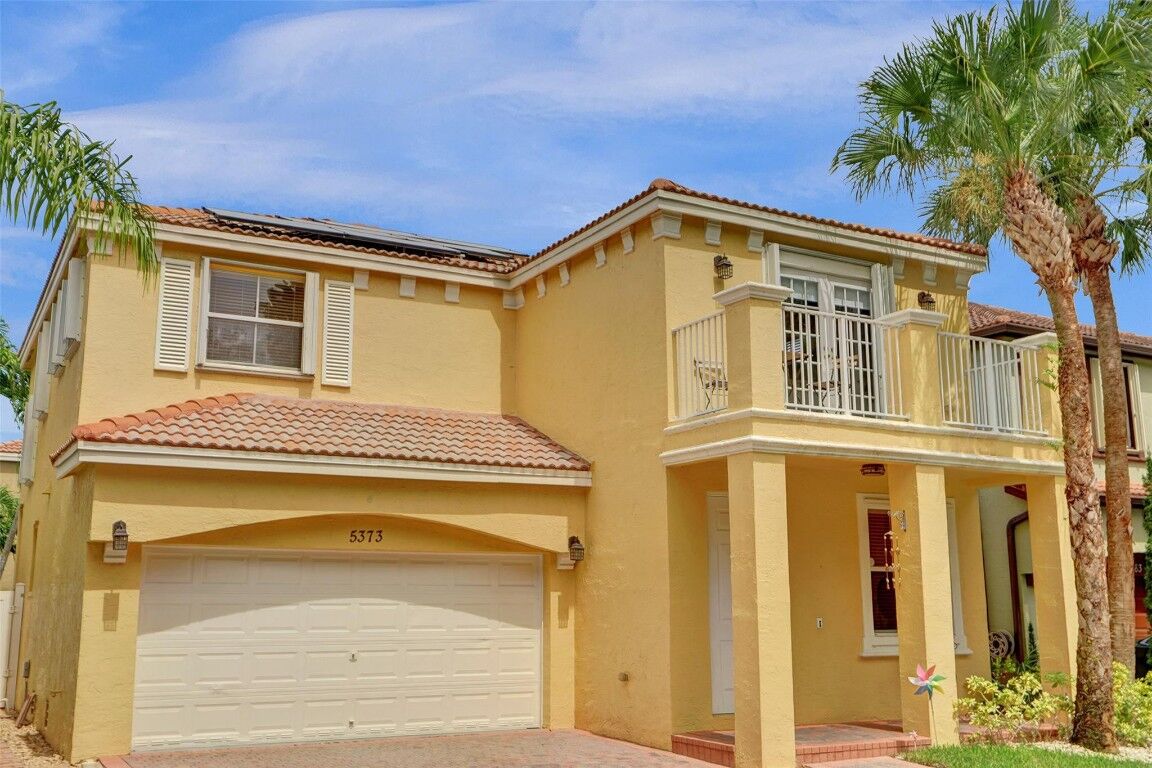Property Photo: 5373 SW 155th Way FL 33027