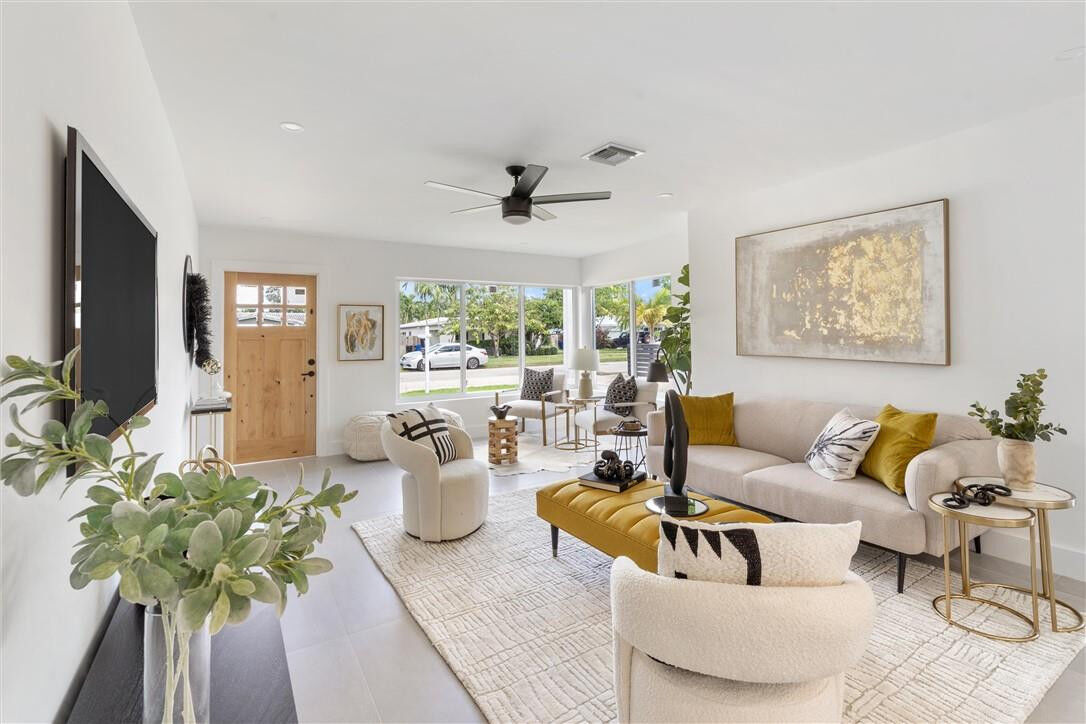 Property Photo:  1800 NE 19th Street  FL 33305 