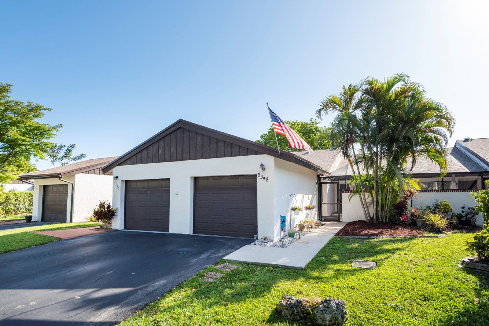 Property Photo: 6348 Pinehurst Circle 6348 FL 33321