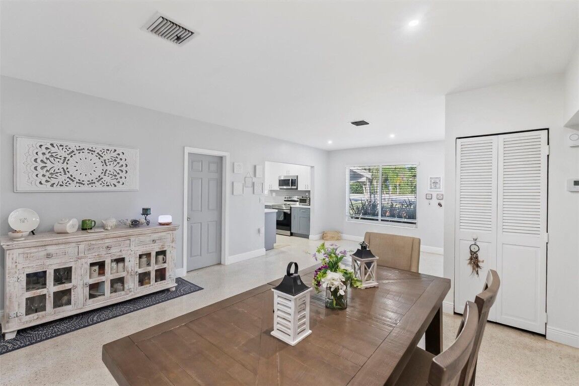 Property Photo:  9370 SW 181st Terrace  FL 33157 