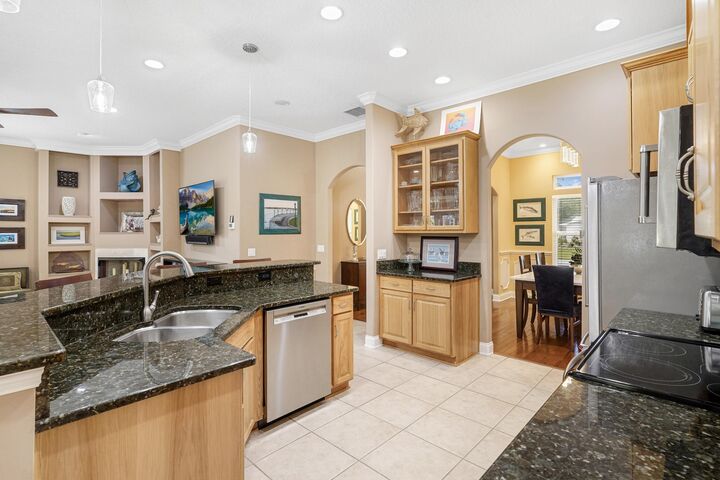 Property Photo:  509 Twentieth St  FL 32084 