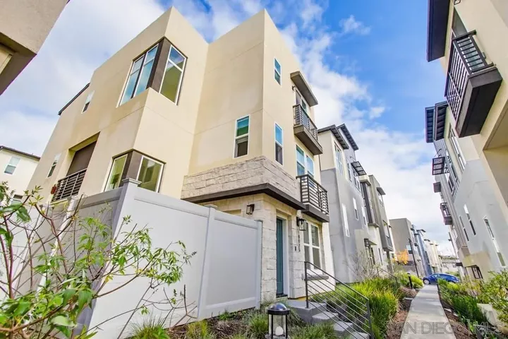 Property Photo:  8025 Silvercrest Way  CA 92126 