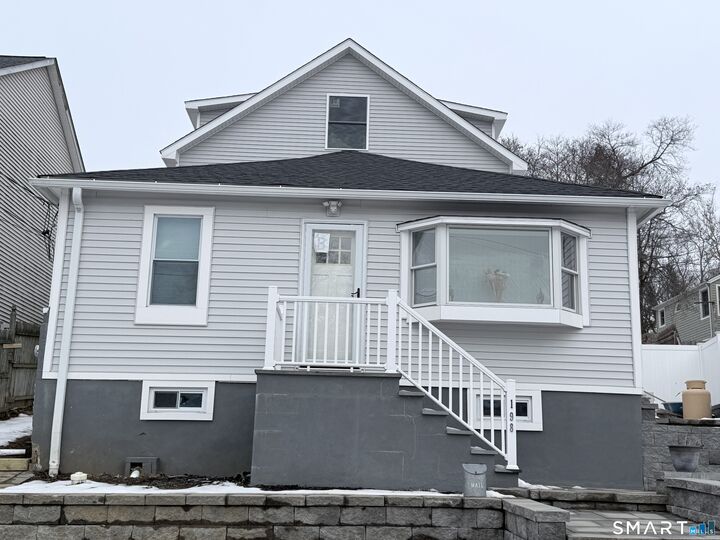 Property Photo:  198 Castle Avenue  CT 06825 