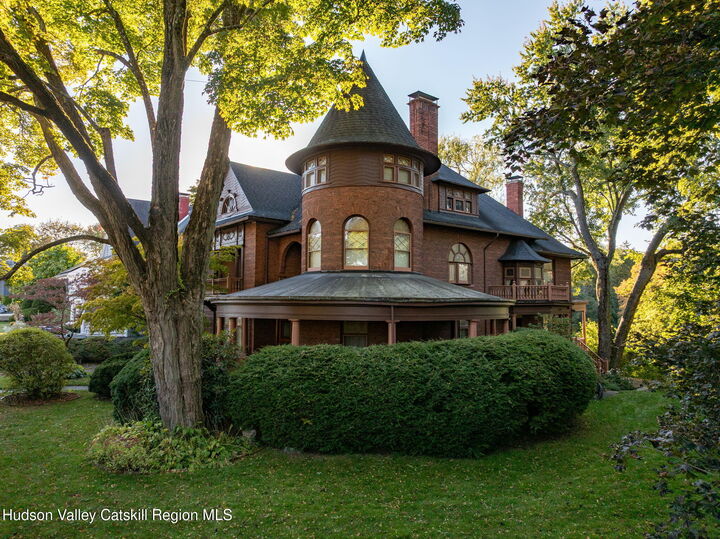 Property Photo: 77 W Chestnut NY 12401