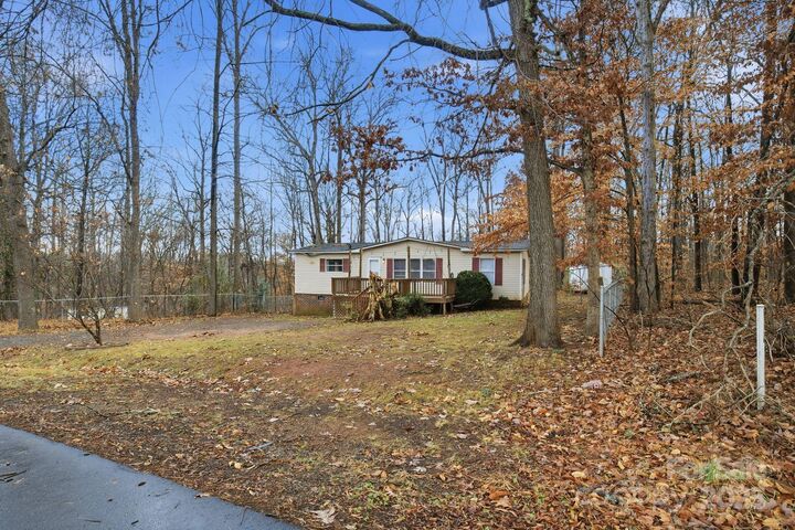 Property Photo: 5268 Montana Circle NW NC 28027