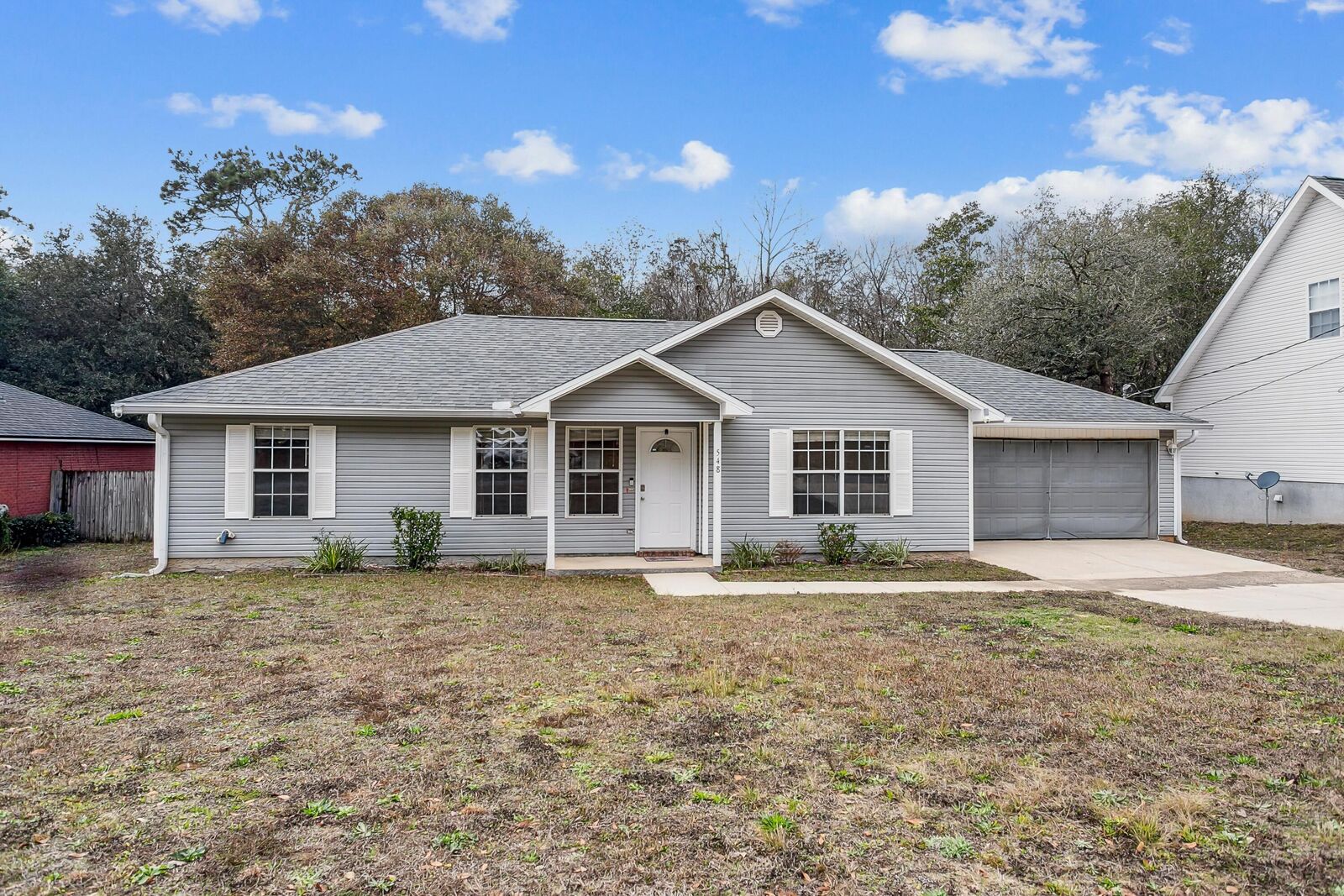 Property Photo:  548 Hyde Park Drive  FL 32539 