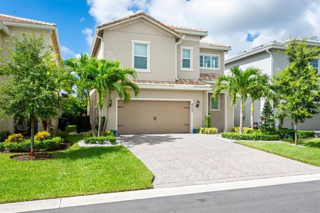Property Photo: 4398 Ficus Street FL 33021