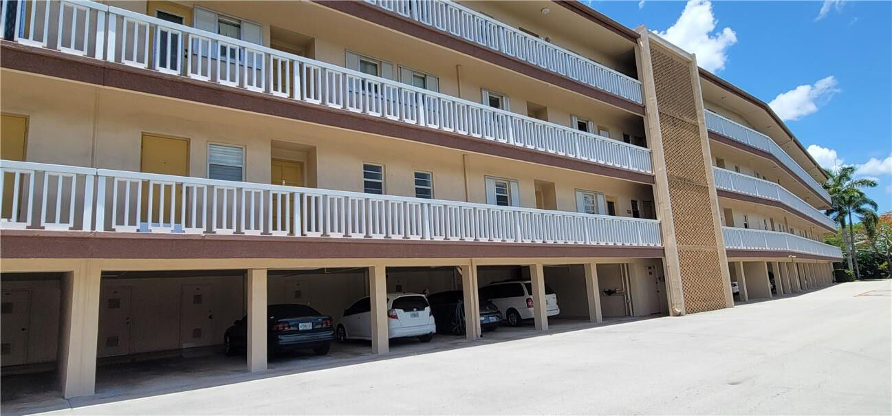 Property Photo:  6701 Cypress Road 206  FL 33317 