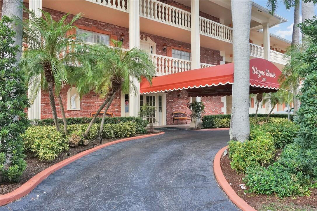 Property Photo:  3051 NE 47th Court 202  FL 33308 