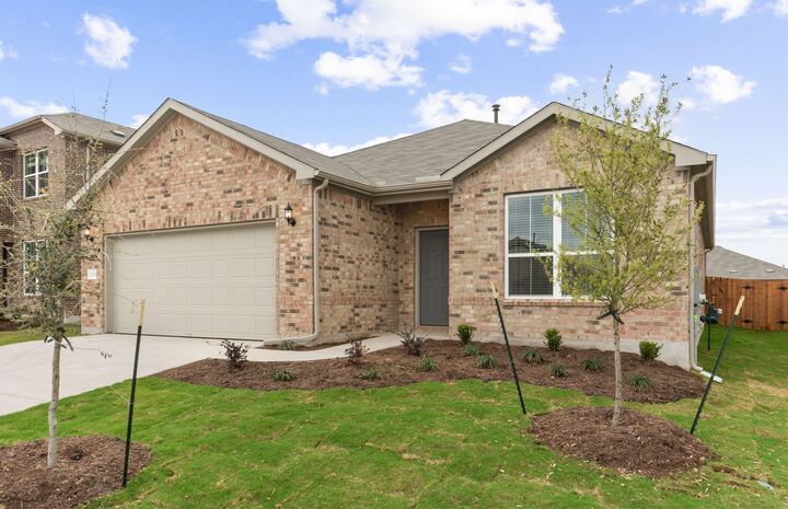 Property Photo:  13309 Cerro Castellan Trace  TX 78653 