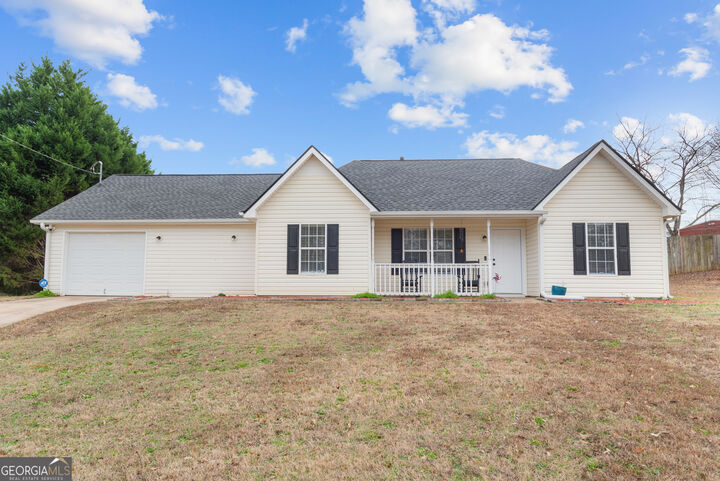 Property Photo: 184 Regal Road GA 30233