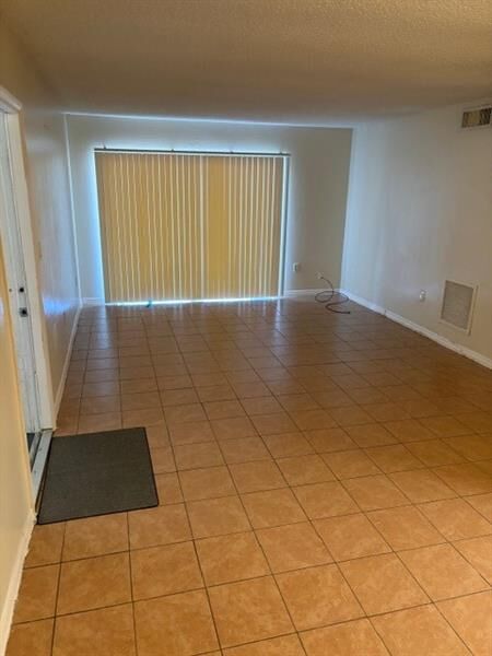 Property Photo:  411 Executive Center Dr 106  FL 33401 