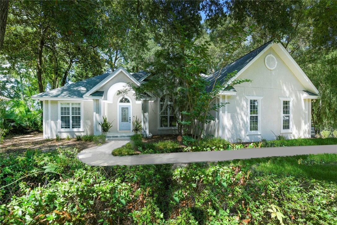 Property Photo:  205 Salt Grass Trace  GA 31558 