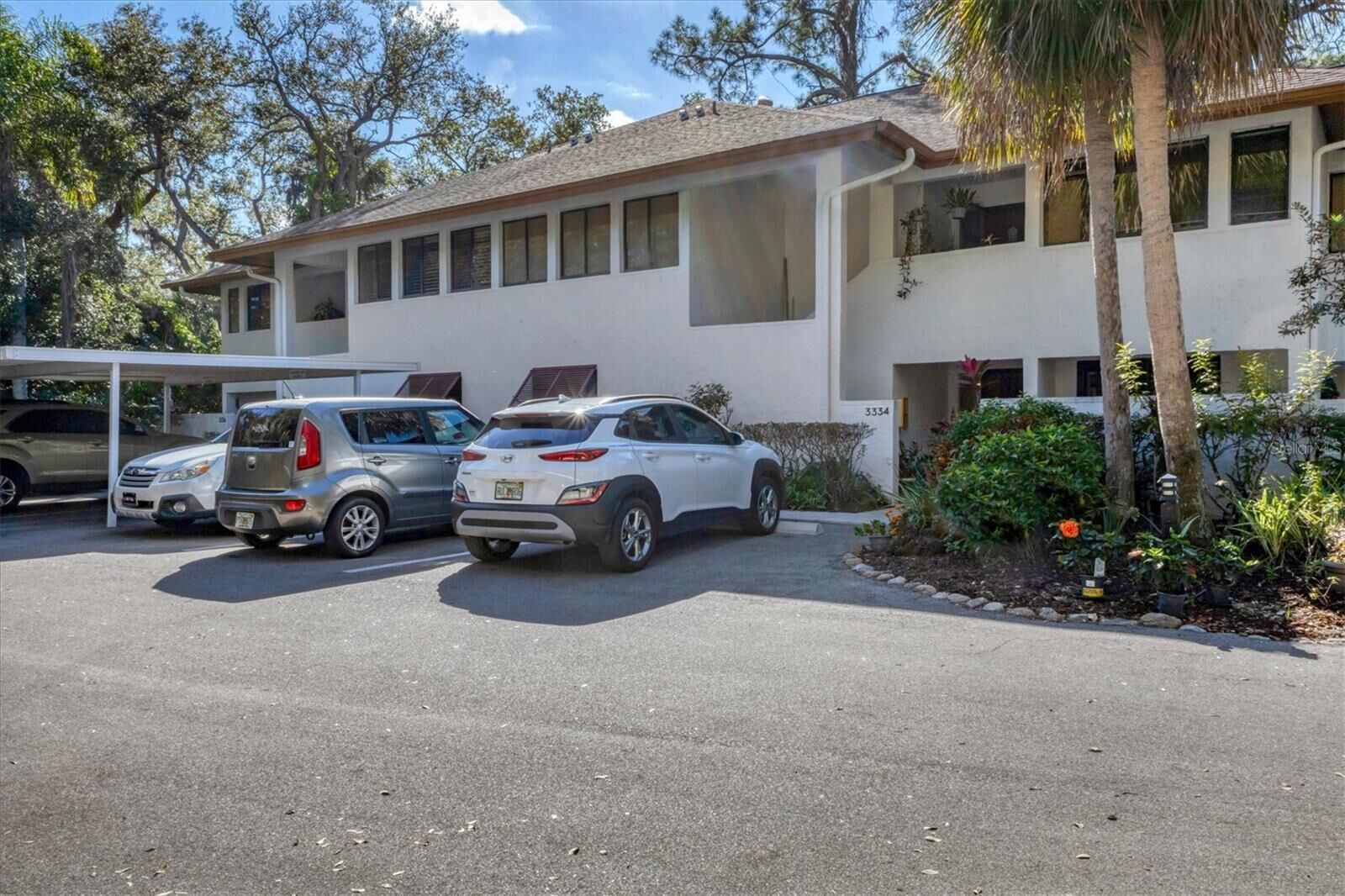 Property Photo: 3332 Thornwood Road 3332 FL 34231