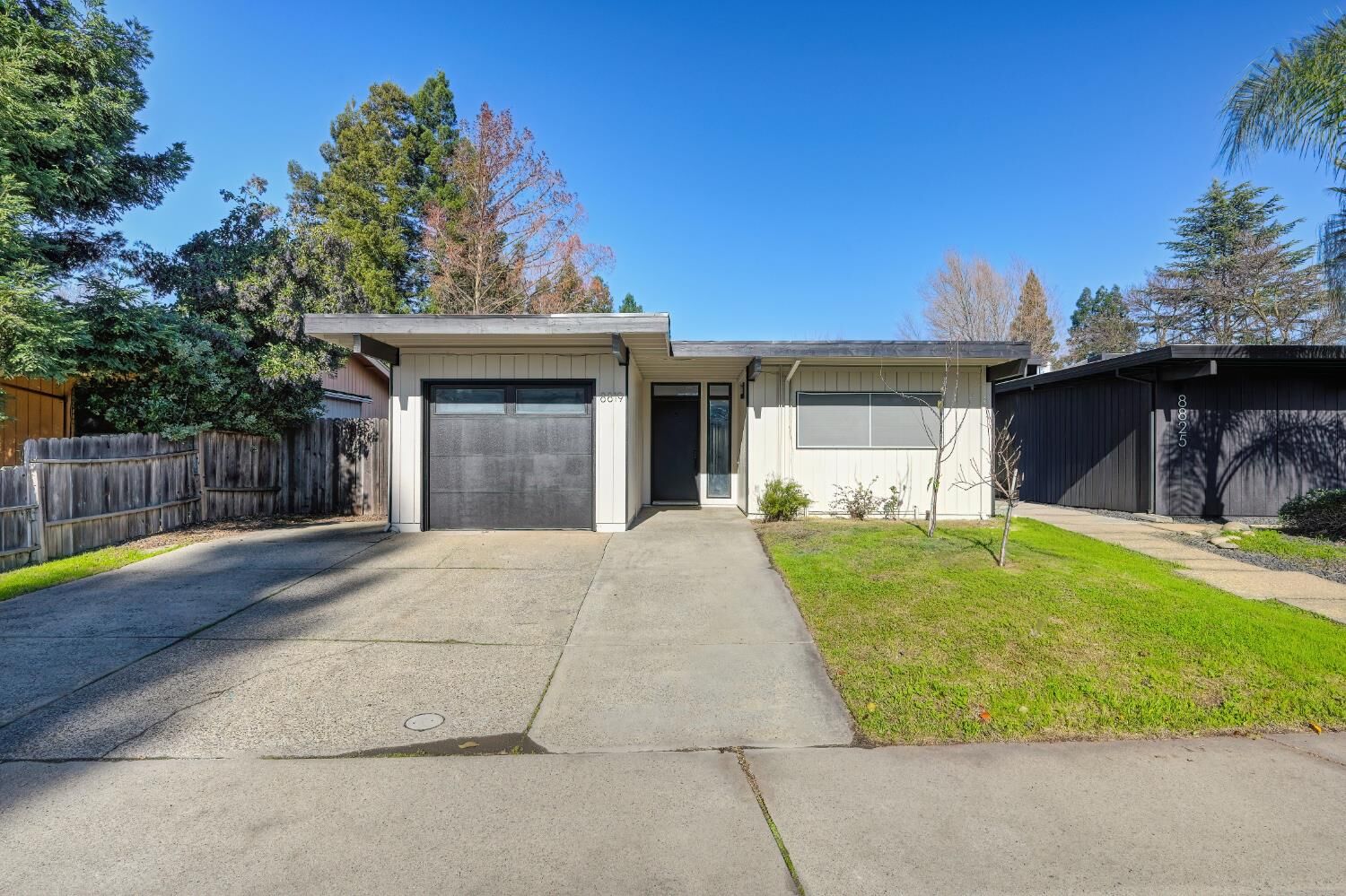 Property Photo:  8819 Sharkey Avenue  CA 95624 