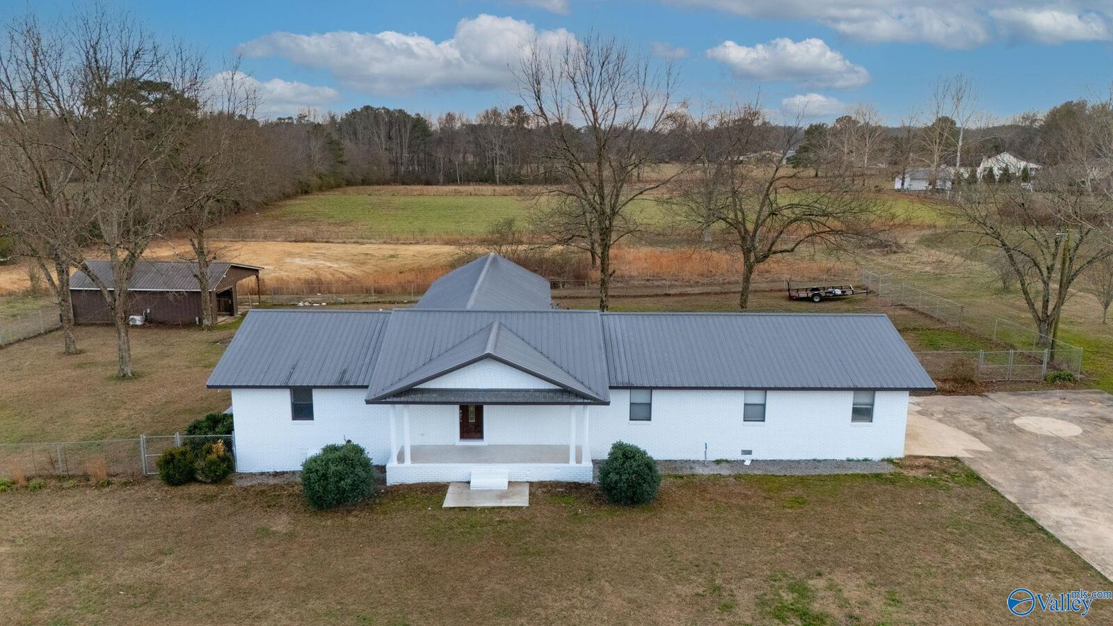 Property Photo:  166 Barksdale Lane  AL 35956 