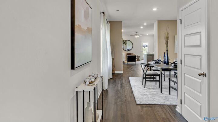 Property Photo:  3240 Cool Springs Avenue SW  AL 35756 