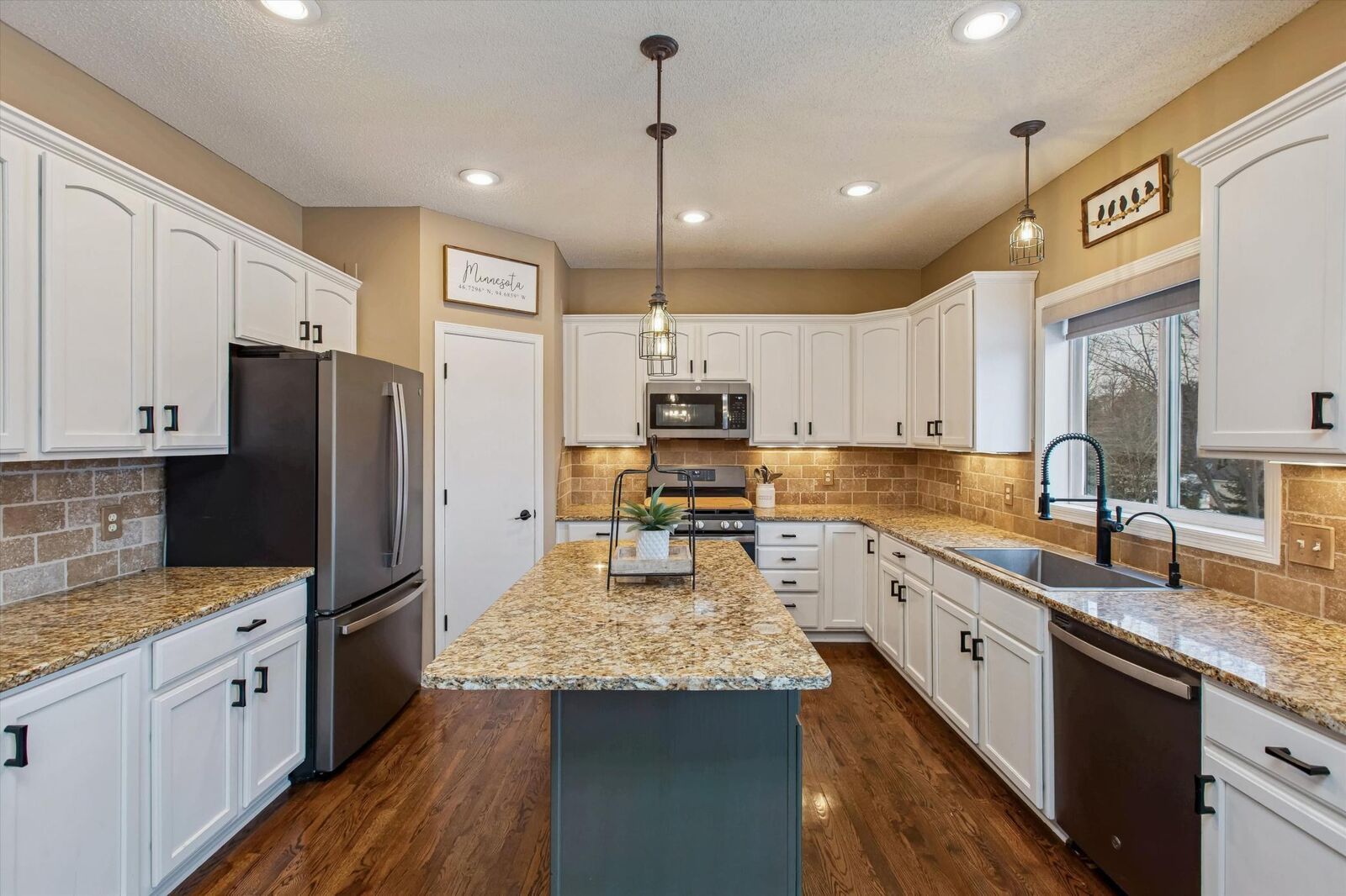 Property Photo:  2181 Jean Way  MN 55054 