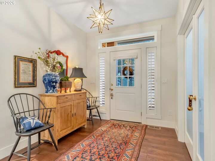 Property Photo:  33294 Neacoxie Ln  OR 97146 