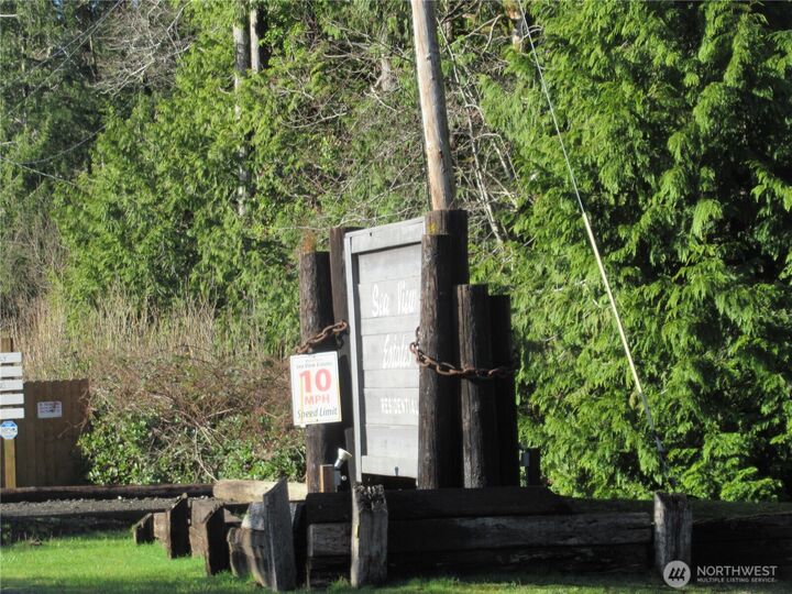 Property Photo:  17  Dolphin Lane  WA 98535 