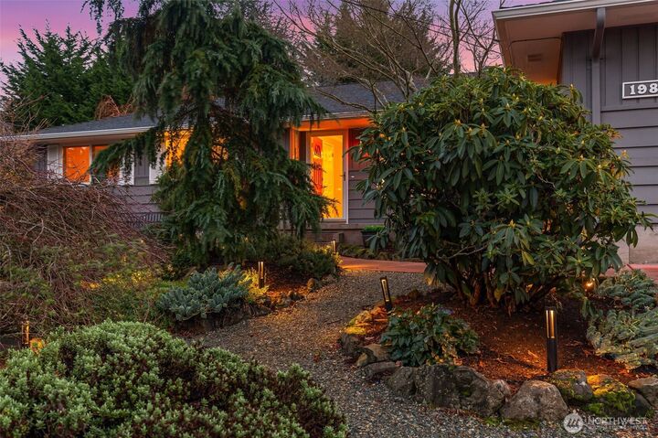 Property Photo:  19816  5th Avenue S  WA 98148 