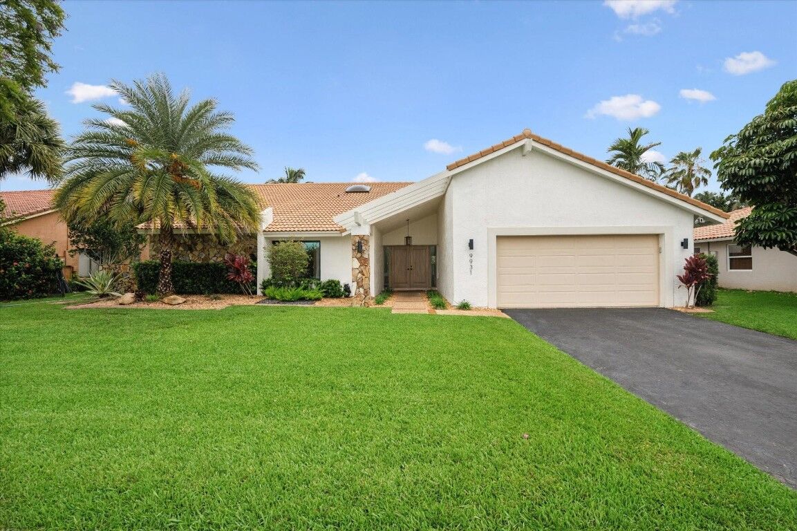 Property Photo:  9931 NW 11th Street  FL 33322 