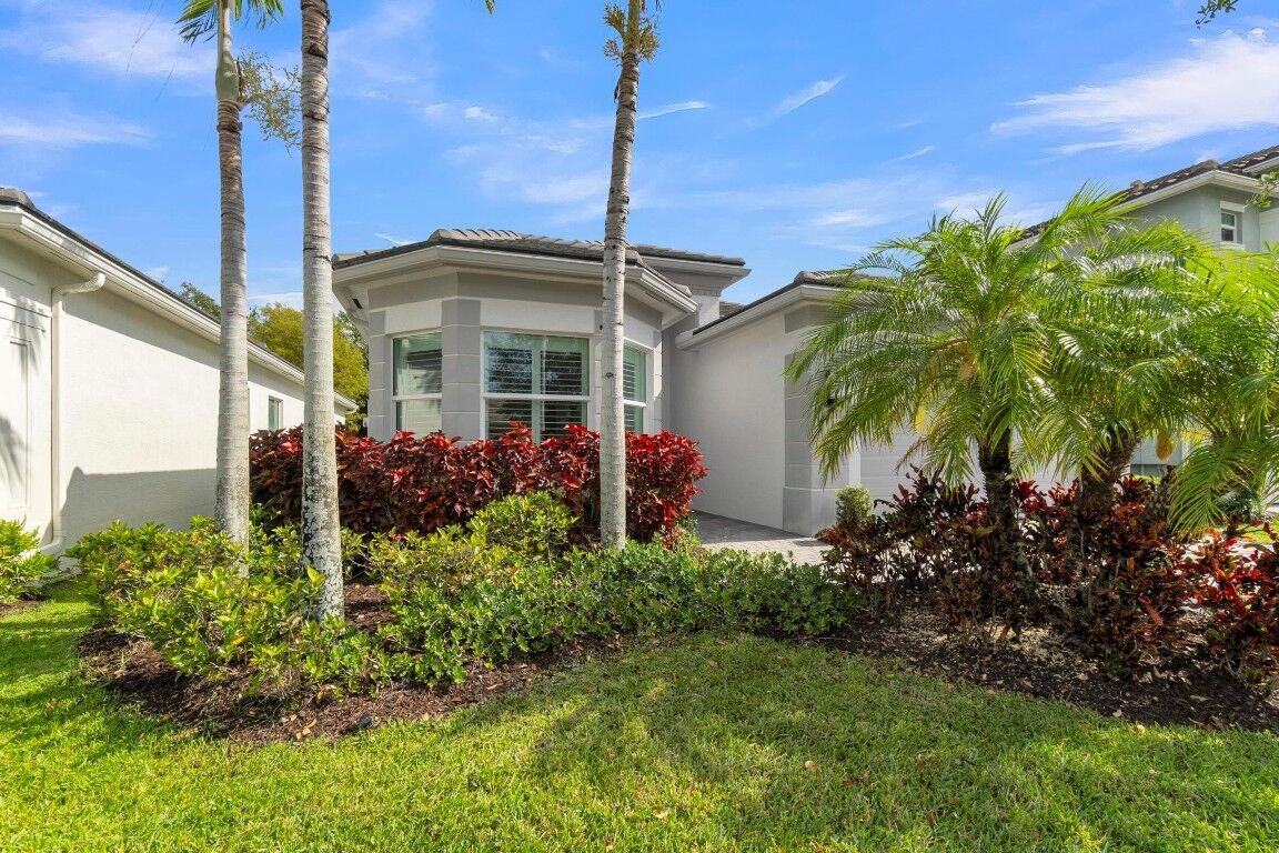 Property Photo:  9739 Salty Bay Drive  FL 33446 