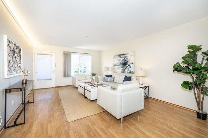 Property Photo:  4008 Farm Hill Boulevard 102  CA 94061 