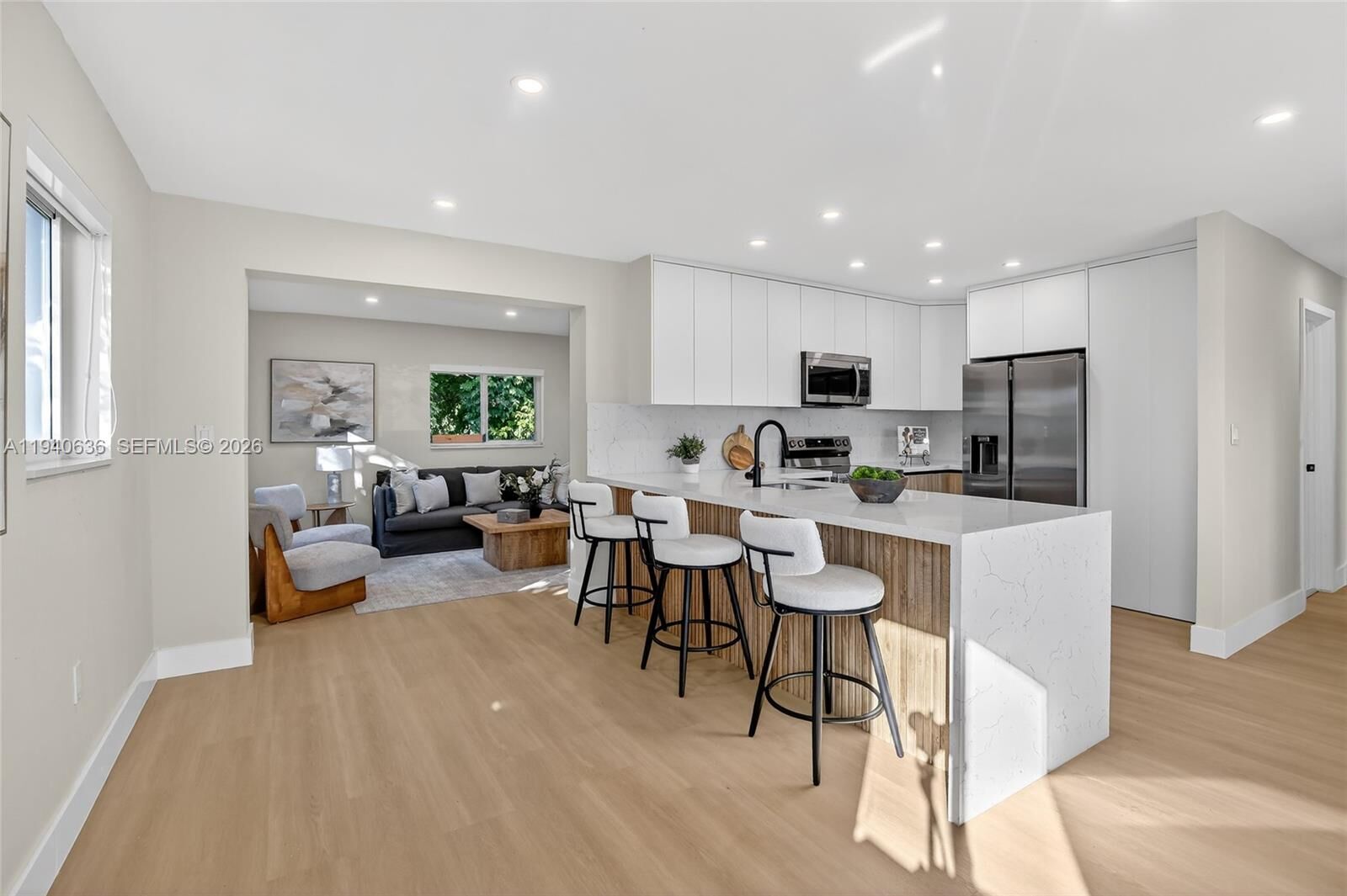 Property Photo: 2805 NW 210th Ter FL 33056