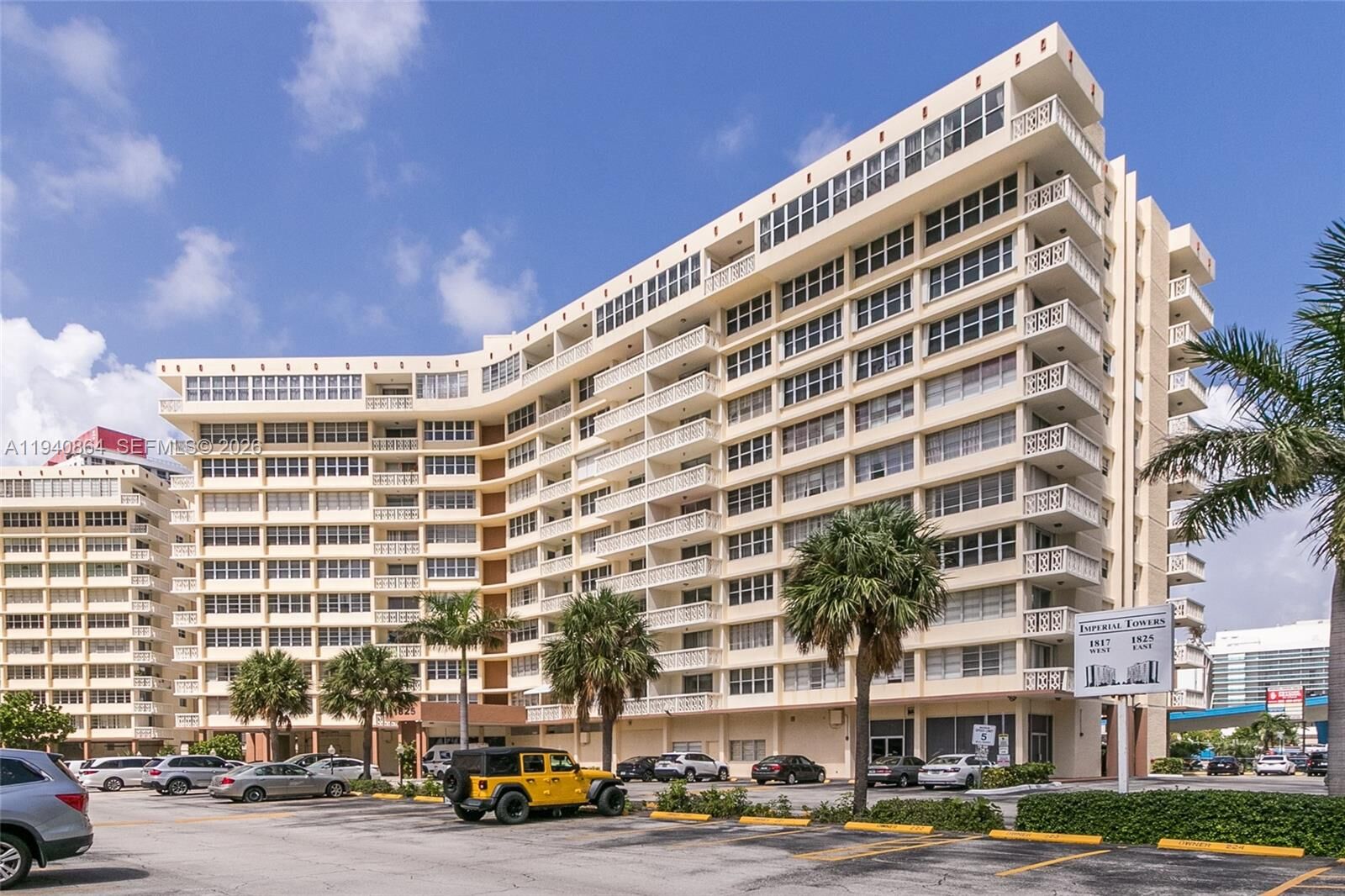 Property Photo:  1825 S Ocean Dr 609  FL 33009 