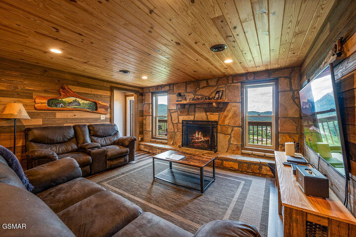 Property Photo: 4238 Dollys Drive TN 37876