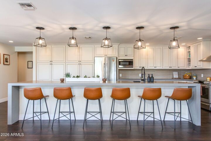 Property Photo:  15952 E Venetian Lane  AZ 85268 