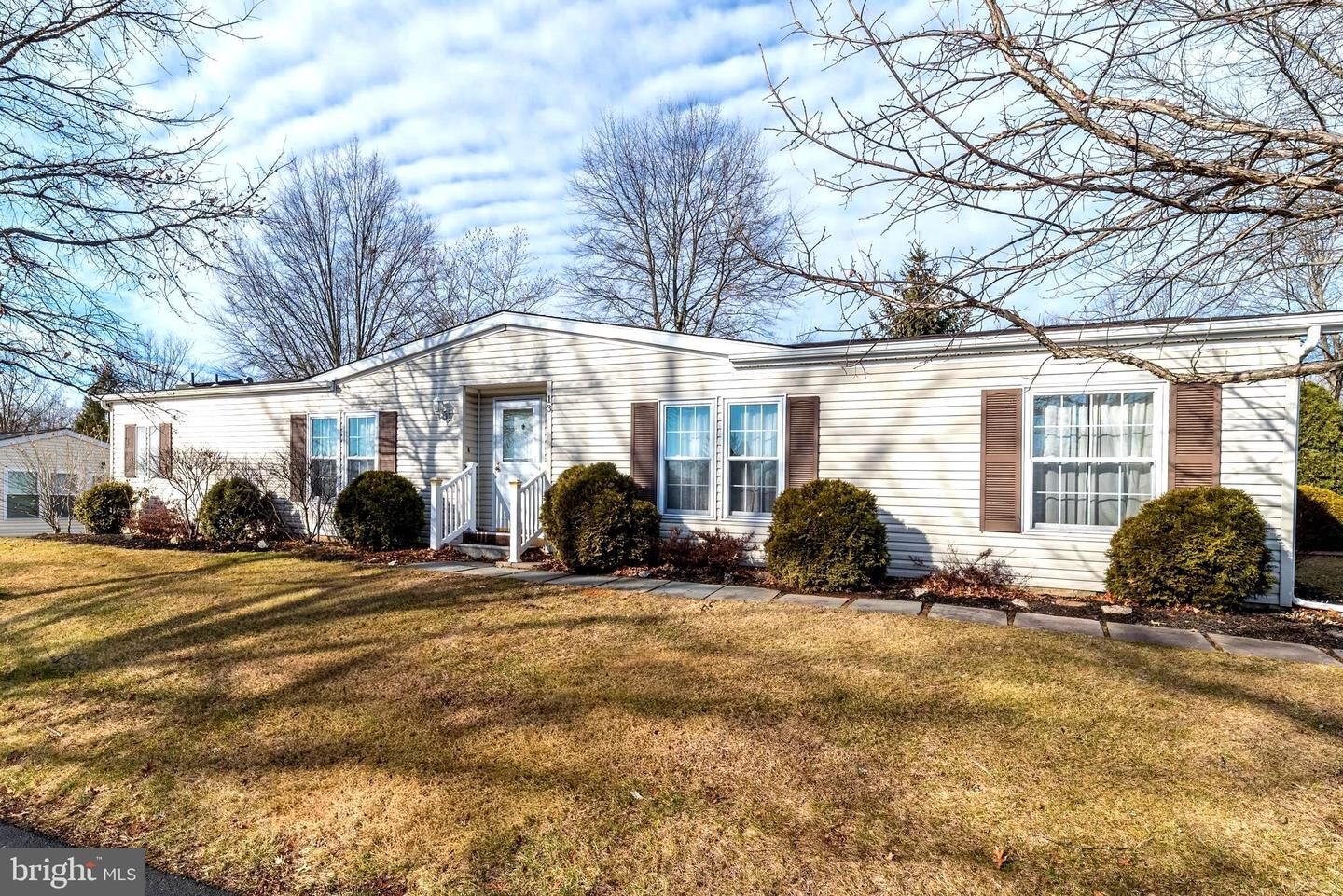 Property Photo:  13 Asheton Lane  PA 18964 