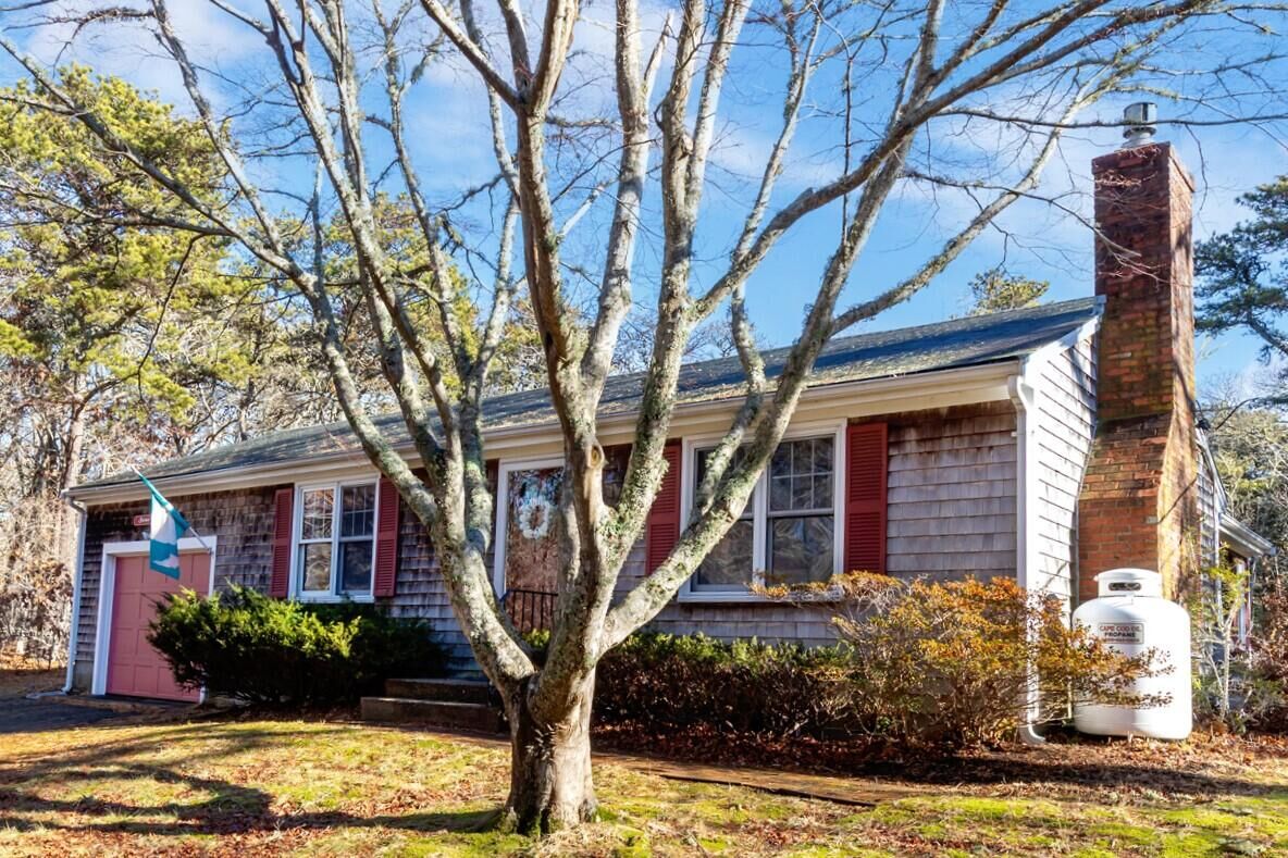 Property Photo:  25 Forrest Avenue  MA 02642 