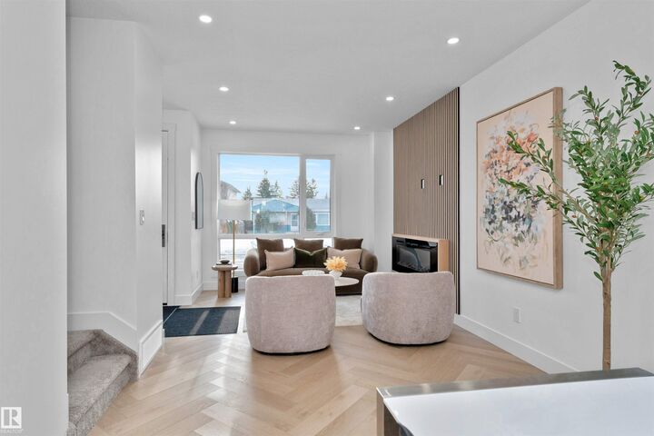 Property Photo:  9624 86 Street NW  AB T6C 3E9 